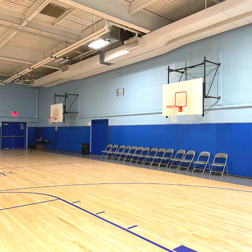 como-basketball court