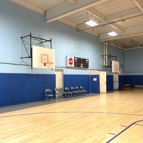 como-basketball court