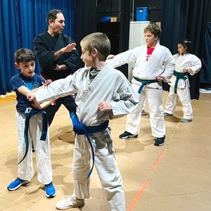 the-como-karate-class